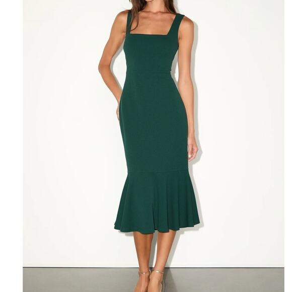 Lulus Dresses & Skirts - Lulus Moment Maker Square Neck Trumpet Midi Dress Women's Small Green